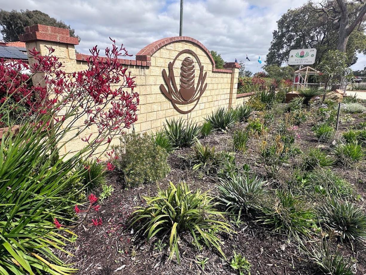 Banksia Tourist Park Hotel Perth Kültér fotó